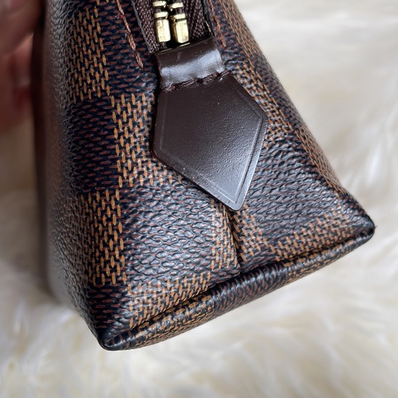 Authentic Louis Vuitton Damier Ebene Cosmetic Pouch - Picture 8 of 16